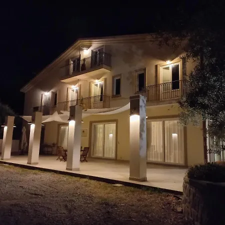 فندق مبيت وإفطار L'albero Della Manna