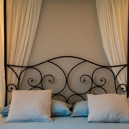 L'albero Della Manna Bed & Breakfast *